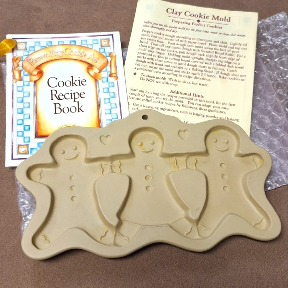 Vintage Brown Bag Cookie Art 1995 Gingerbread Clay Cookie Mold w Recipe Book